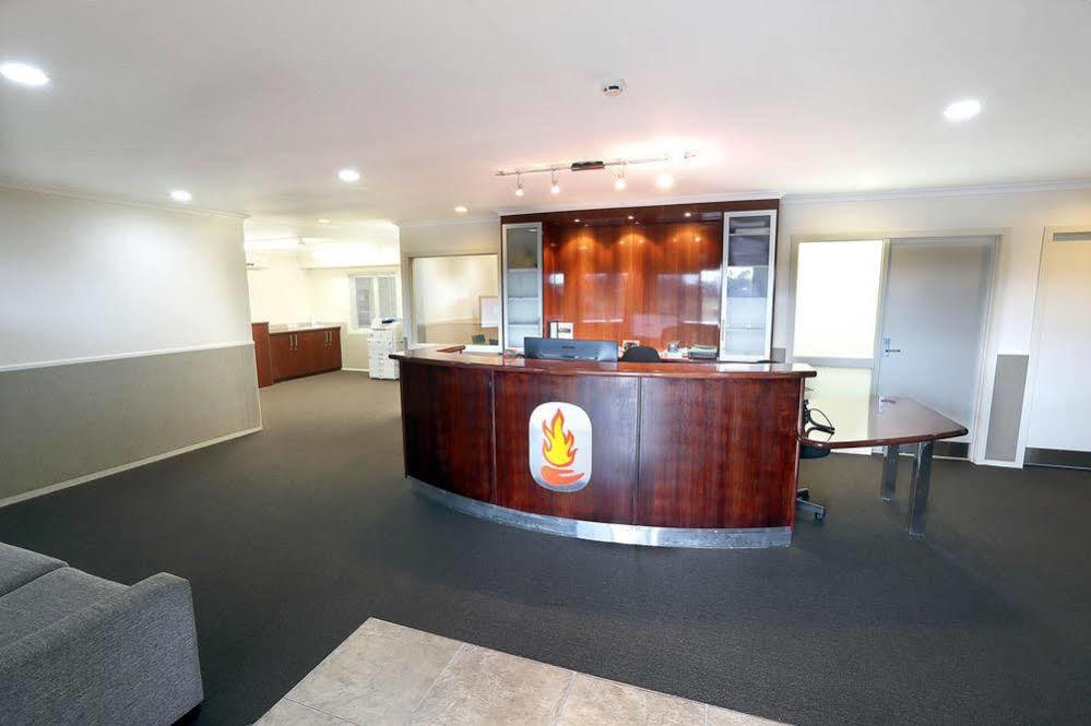 Bruce Pulman Lodge Papakura Bagian luar foto